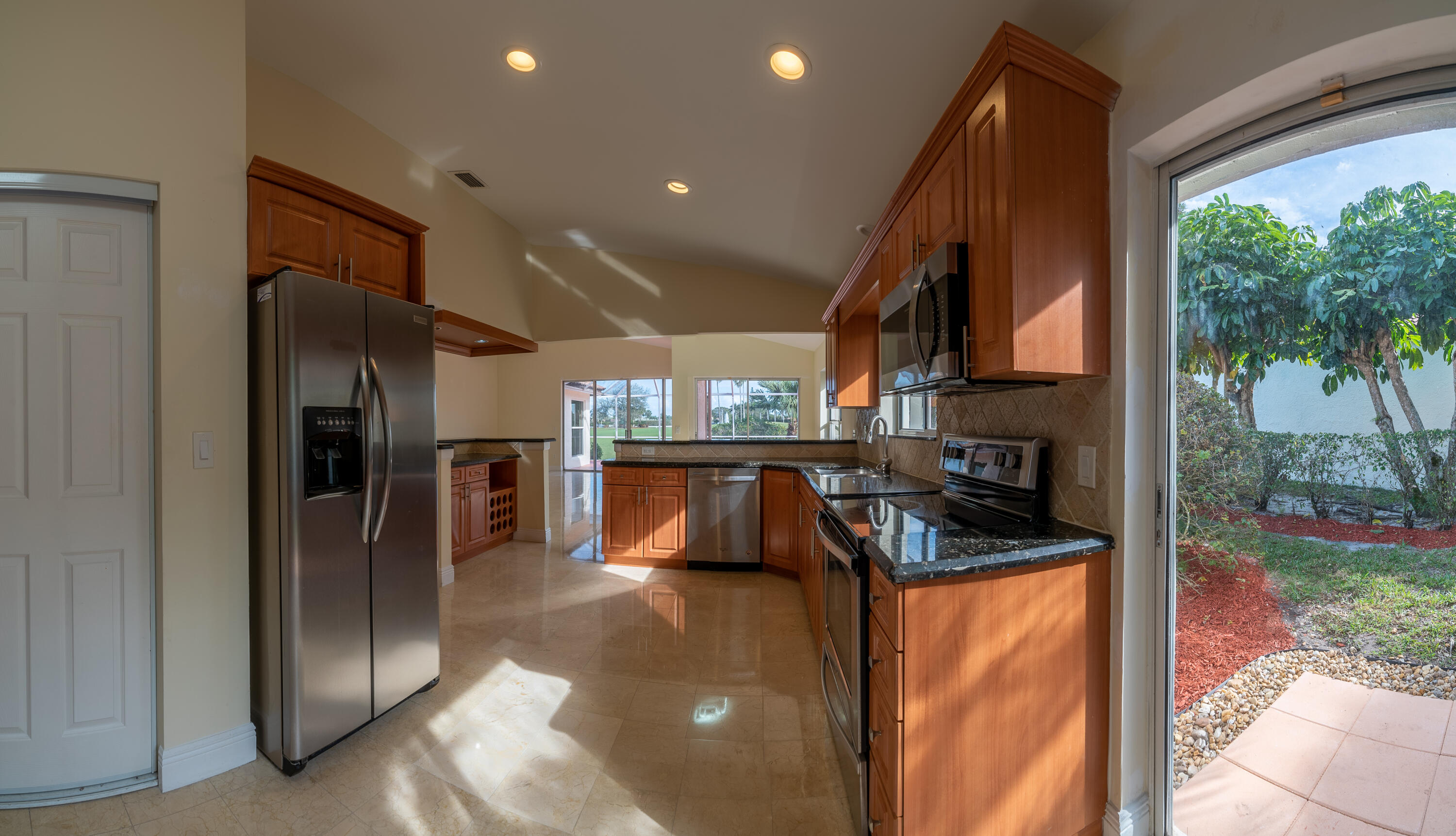 7208 Via Palomar Boca Raton, FL 33433 - Photo 8 of 29 7208ViaPalomar-10