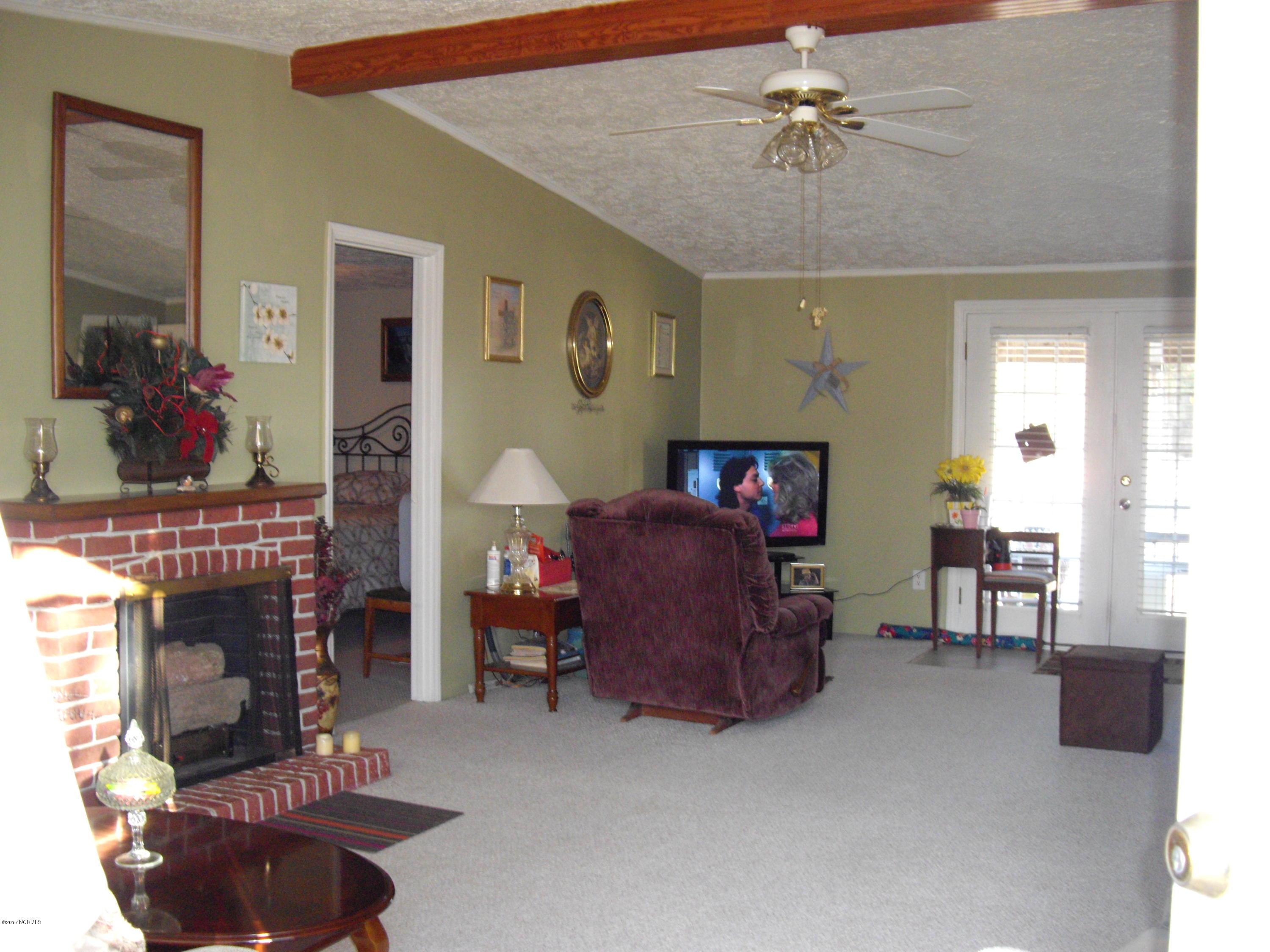 785 Williams Road Grifton, NC 28530 - Photo 3 of 20 Family 2