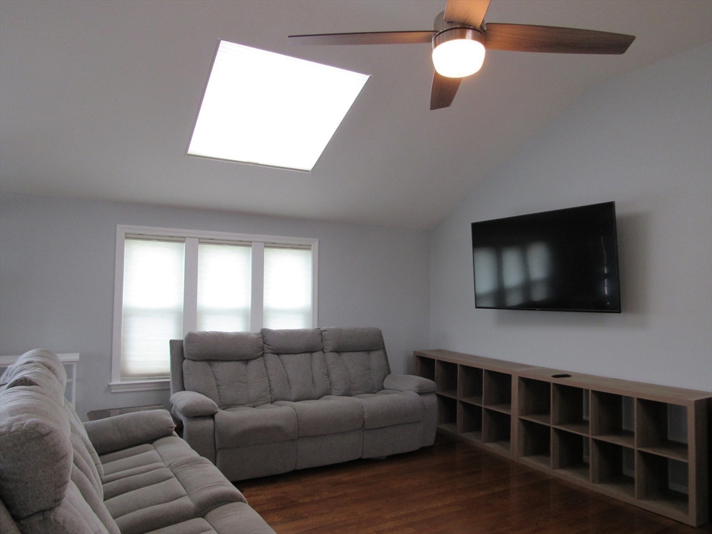 9 Saltworks Lane, Unit WINTER RENT Bourne, MA 02532 - Photo 5 of 16