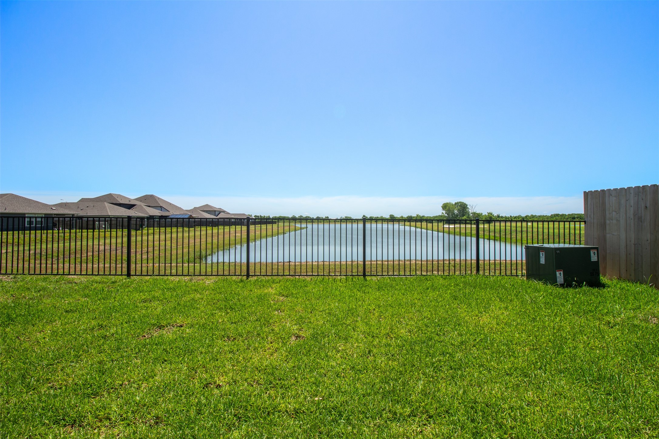 6643 Escondido Drive Rosharon, TX 77583 - Photo 23 of 25