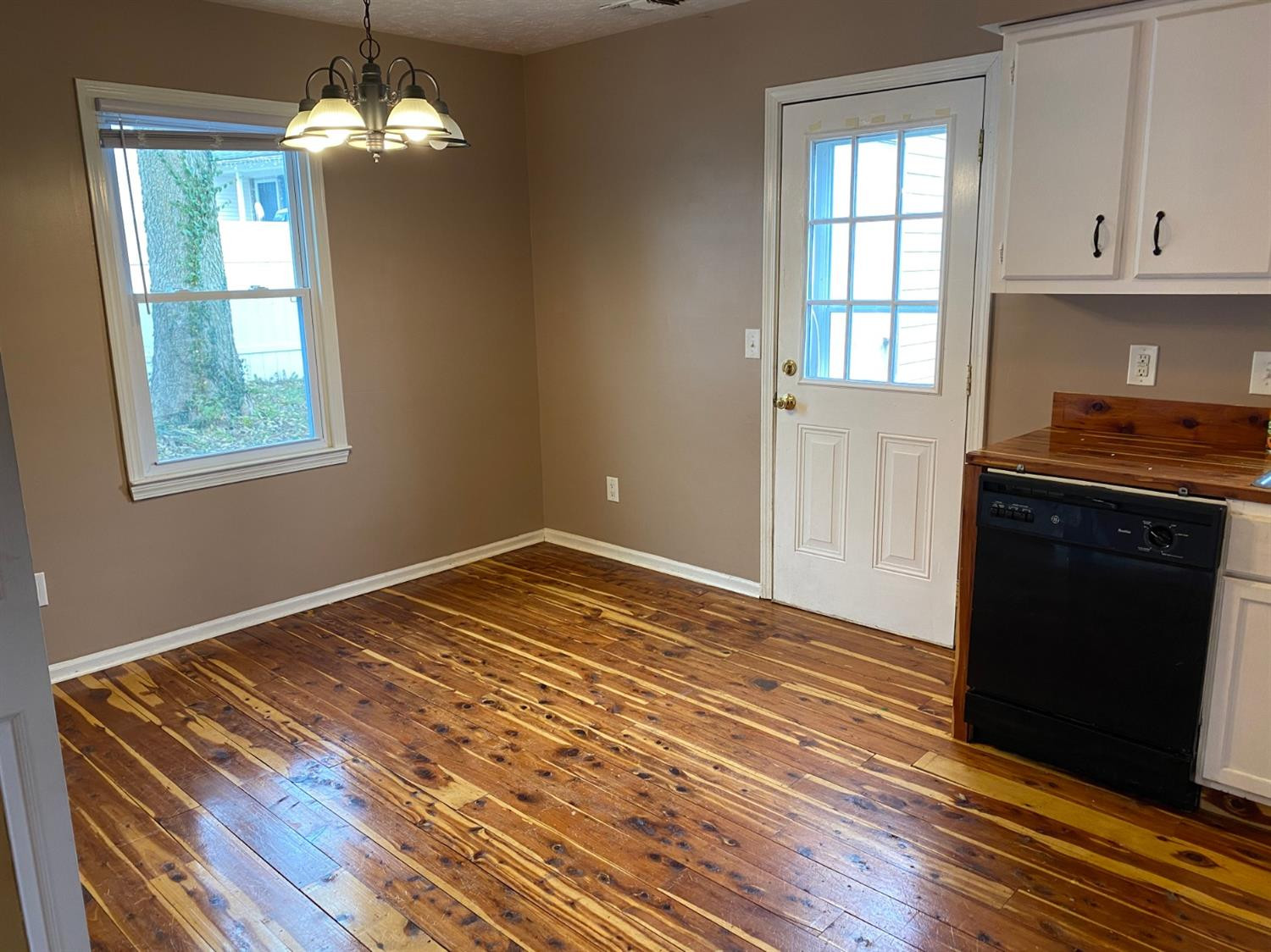 418 Ryne Court Versailles, KY 40383 - Photo 9 of 12 Photo 9