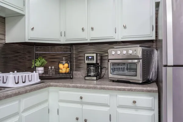 $1,490,000 | 561 Garrison Road, Battle Creek, MI 49017