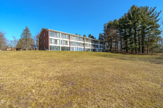 $1,795,000 | 561 Garrison Road, Battle Creek, MI 49017