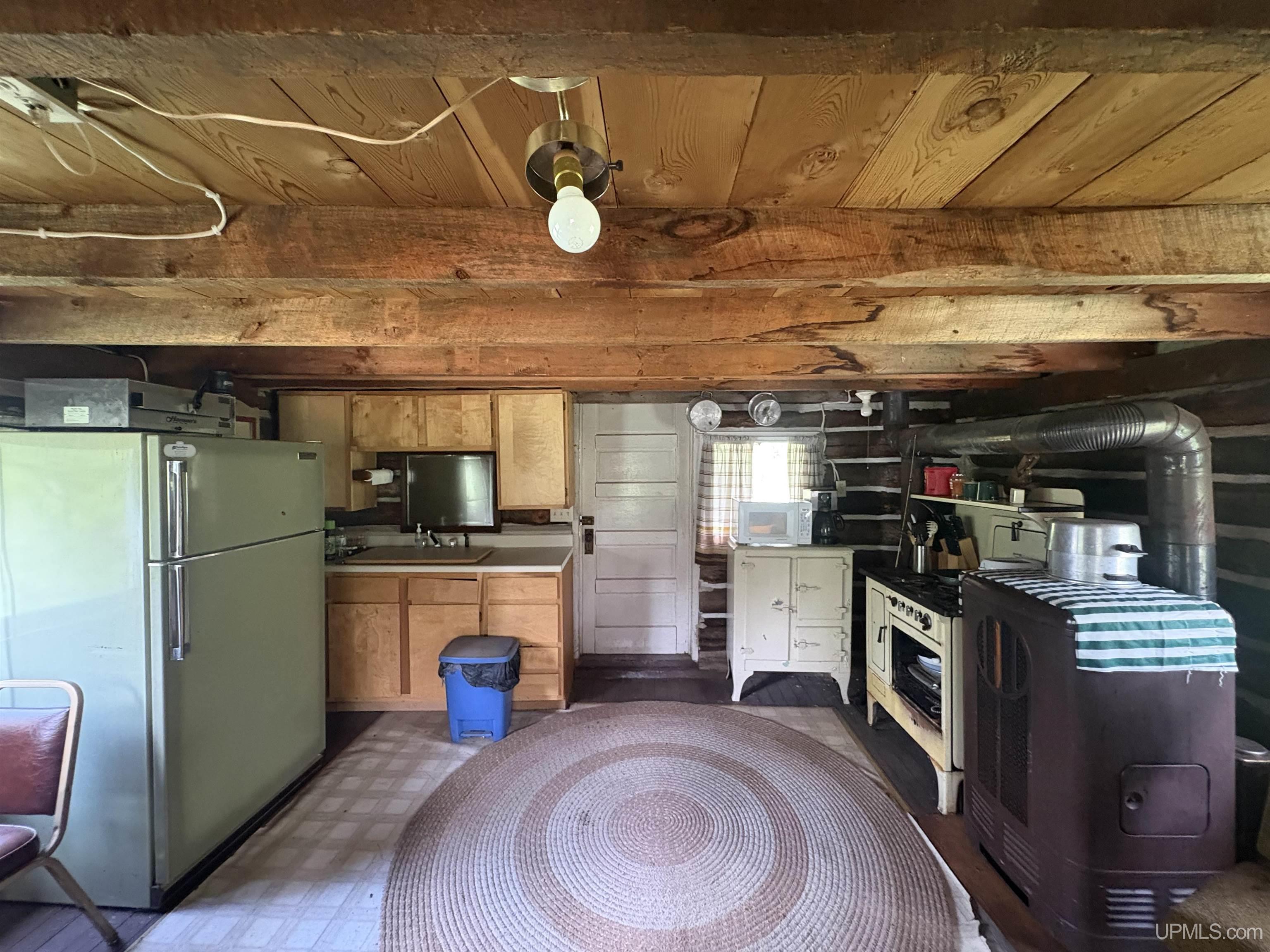 1607 Swanson Drive Ishpeming, MI 49849 - Photo 11 of 21