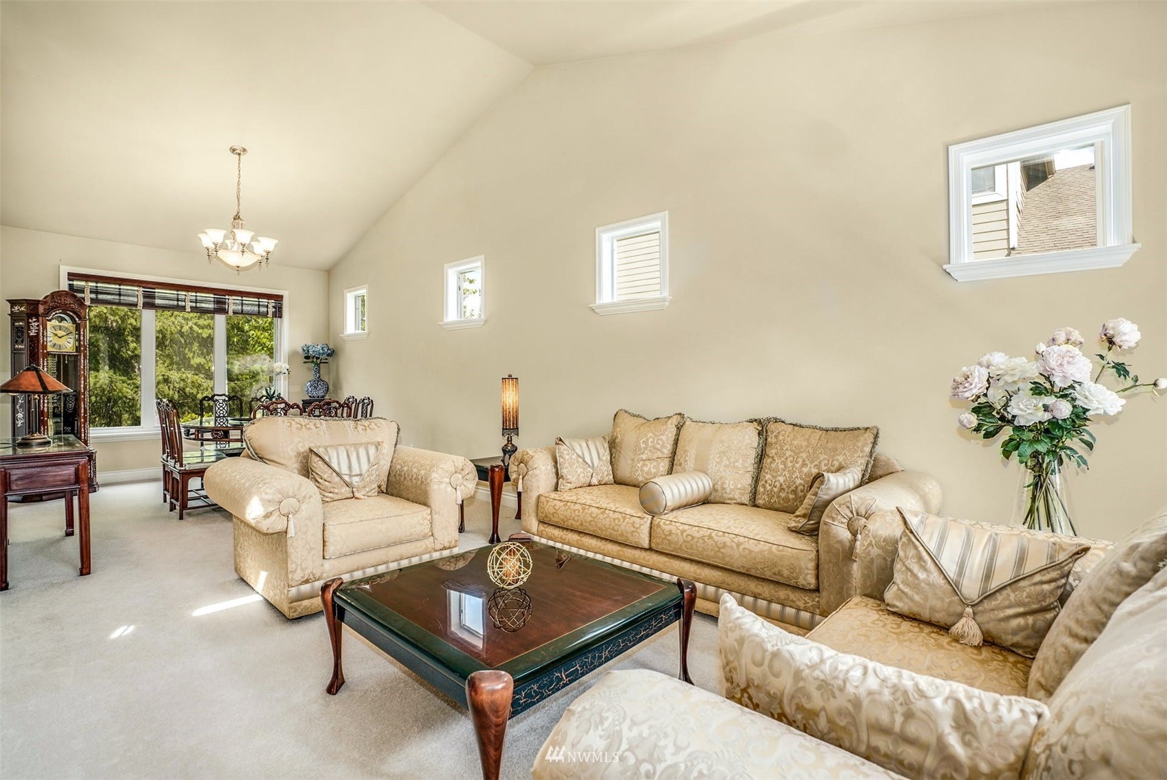 16945 164th Way Southeast Renton, WA 98058 - Photo 5 of 35 Gallery Image 5