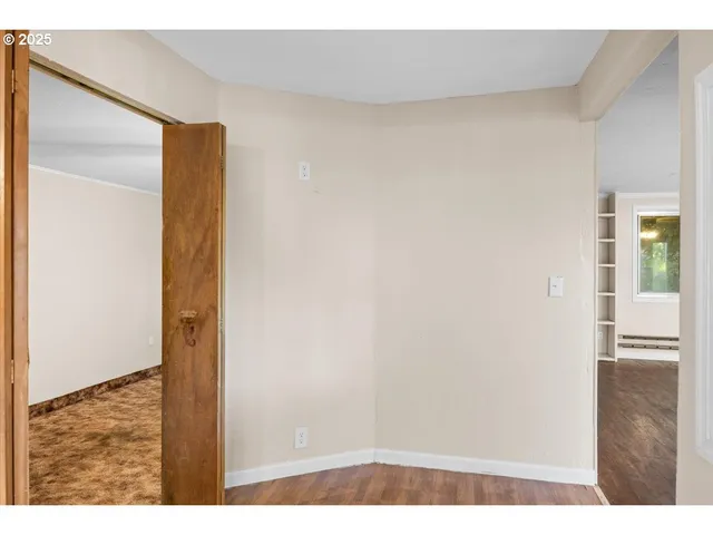 $399,000 | 1564 Northwest Spray Court, Roseburg, OR 97471