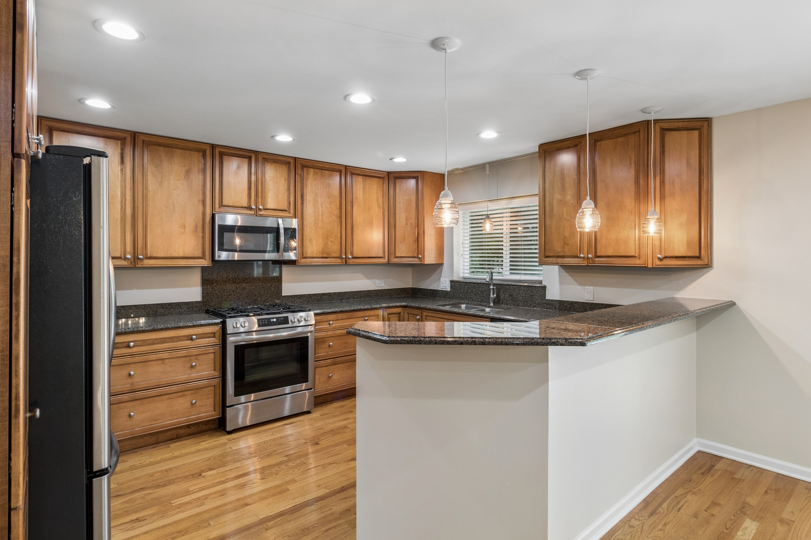 356 Windsor Lane Inverness, IL 60010 - Photo 7 of 20