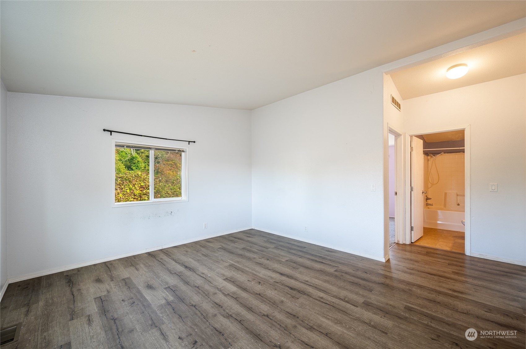 3391 Lena Road Bellingham, WA 98226 - Photo 11 of 23 Gallery Image 11