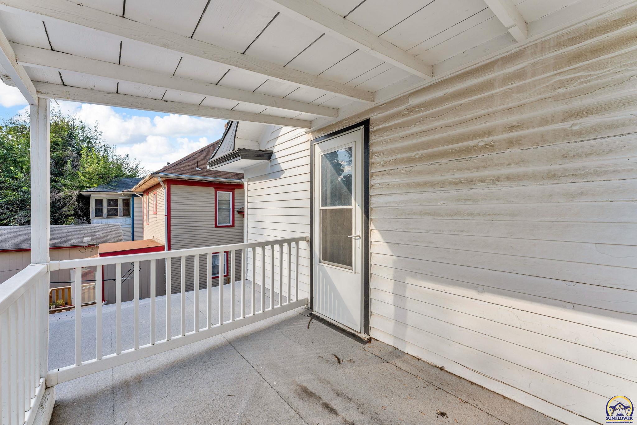 1224 Southwest Garfield Avenue Topeka, KS 66604 - Photo 23 of 30