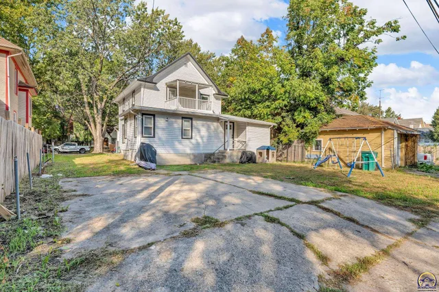 $159,900 | 1224 Southwest Garfield Avenue, Topeka, KS 66604