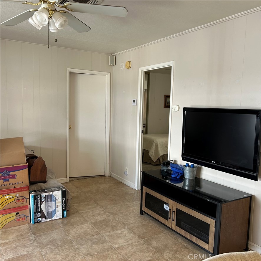 9800 Base Line Road, Unit 70 Alta Loma, CA 91701 - Photo 24 of 27 Family Room Off Kitchen