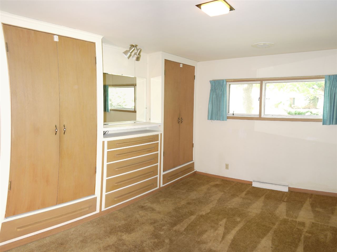 4115 Rodeo Road Davenport, IA 52806 - Photo 17 of 24 Gallery Image 17