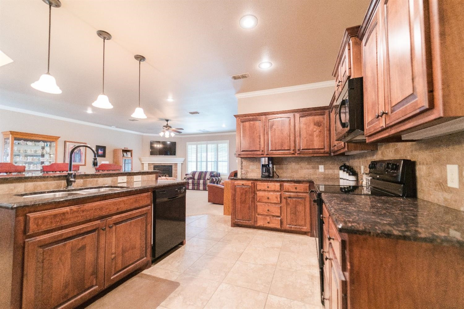 6212 101st Place Lubbock, TX 79424 - Photo 13 of 27 Photo 13