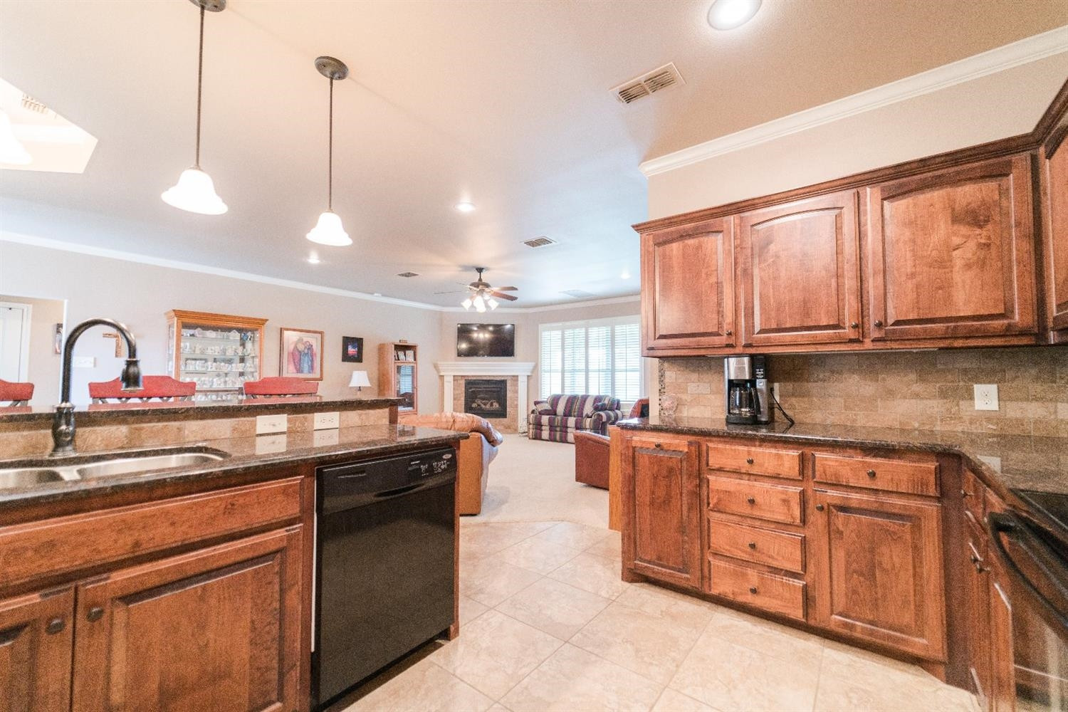 6212 101st Place Lubbock, TX 79424 - Photo 10 of 27 Photo 10