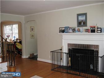 221 Edgehill Road Merion Station, PA 19066 - Photo 4 of 11 Living Room