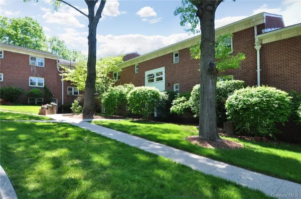 $2,900 | 140 North Broadway, Unit M4, Irvington, NY 10533