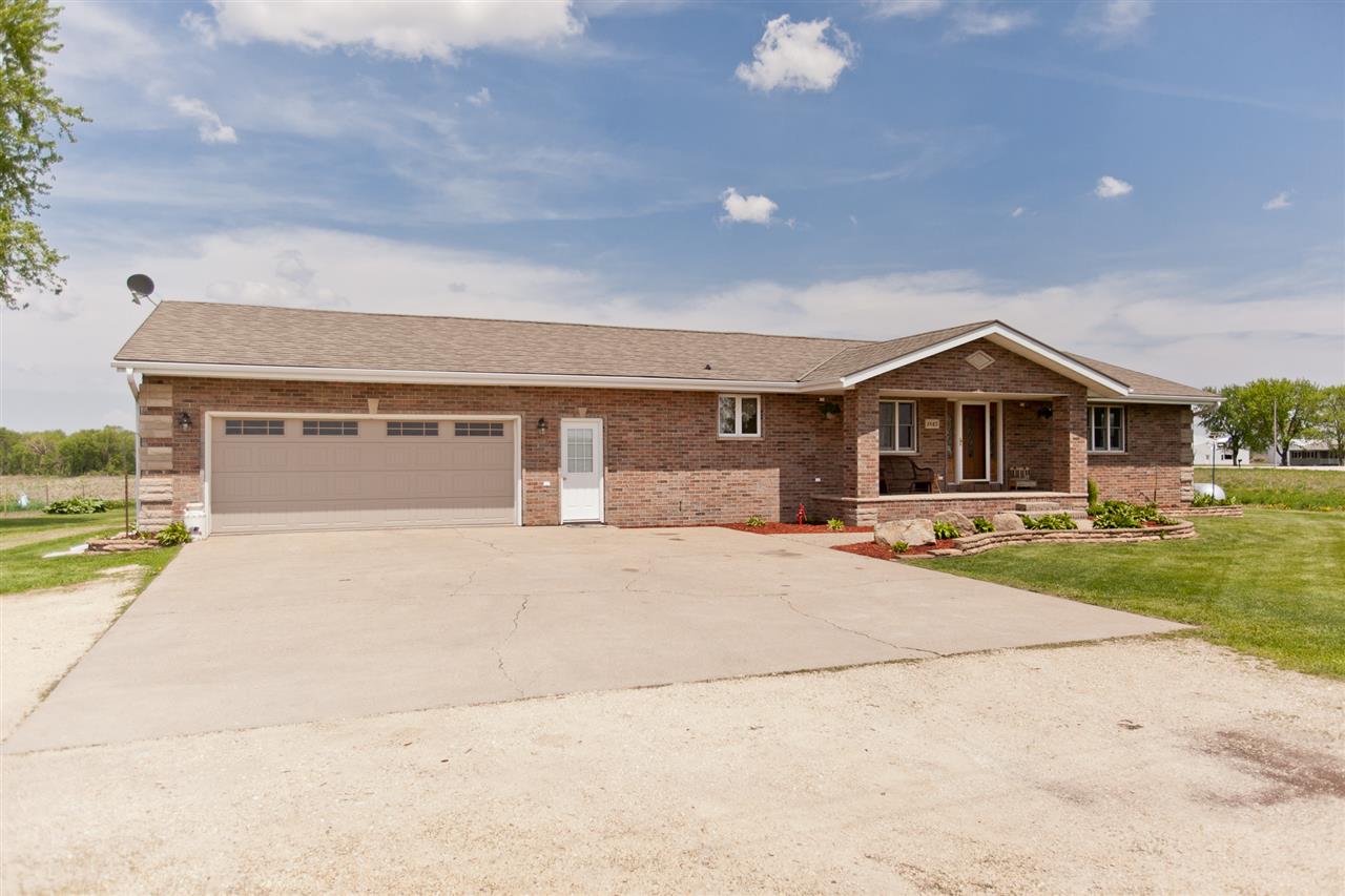 1845 Honey Creek Road Manchester, IA 52057 - Photo 43 of 48 Gallery Image 43
