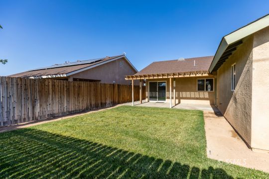 1021 Porter Street Ridgecrest, CA 93555 - Photo 6 of 29