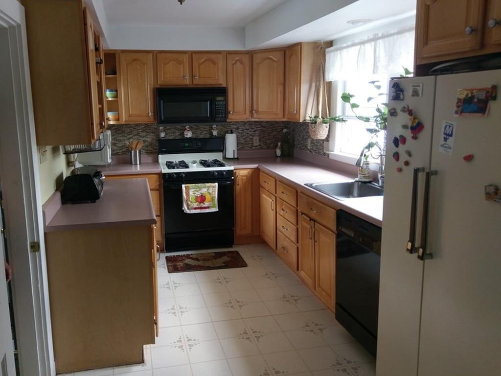 21 Brewster Road Framingham, MA 01702 - Photo 8 of 20 Gallery Image 8