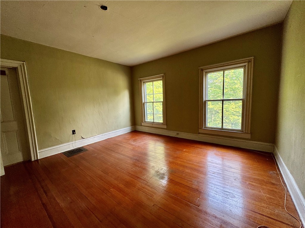 82 West Street Oneonta, NY 13820 - Photo 24 of 39