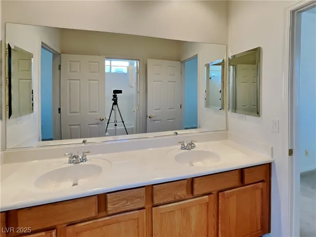 $664,900 | 9456 Bluff Ledge Avenue, Las Vegas, NV 89149