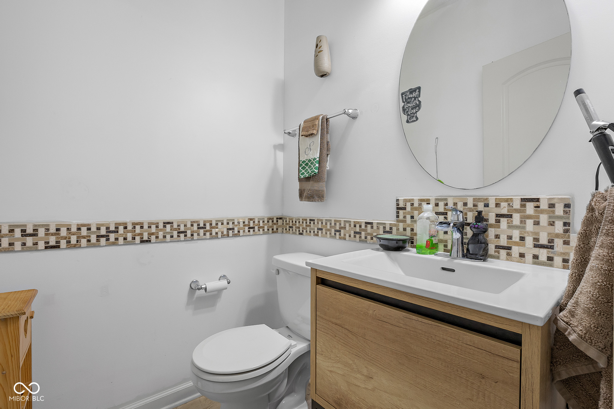 2017 Shadow Creek Boulevard Columbus, IN 47201 - Photo 18 of 30