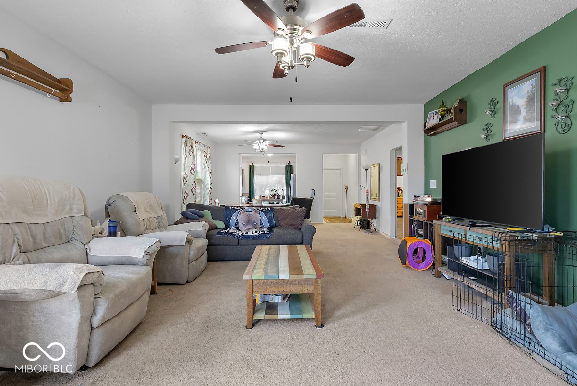 2017 Shadow Creek Boulevard Columbus, IN 47201 - Photo 5 of 30