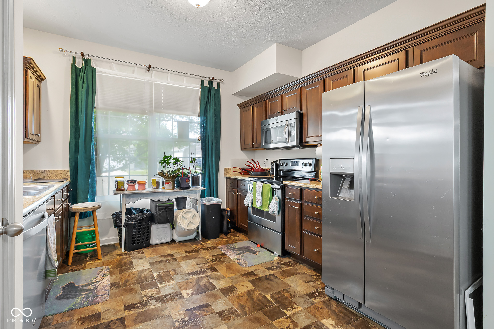 2017 Shadow Creek Boulevard Columbus, IN 47201 - Photo 9 of 30