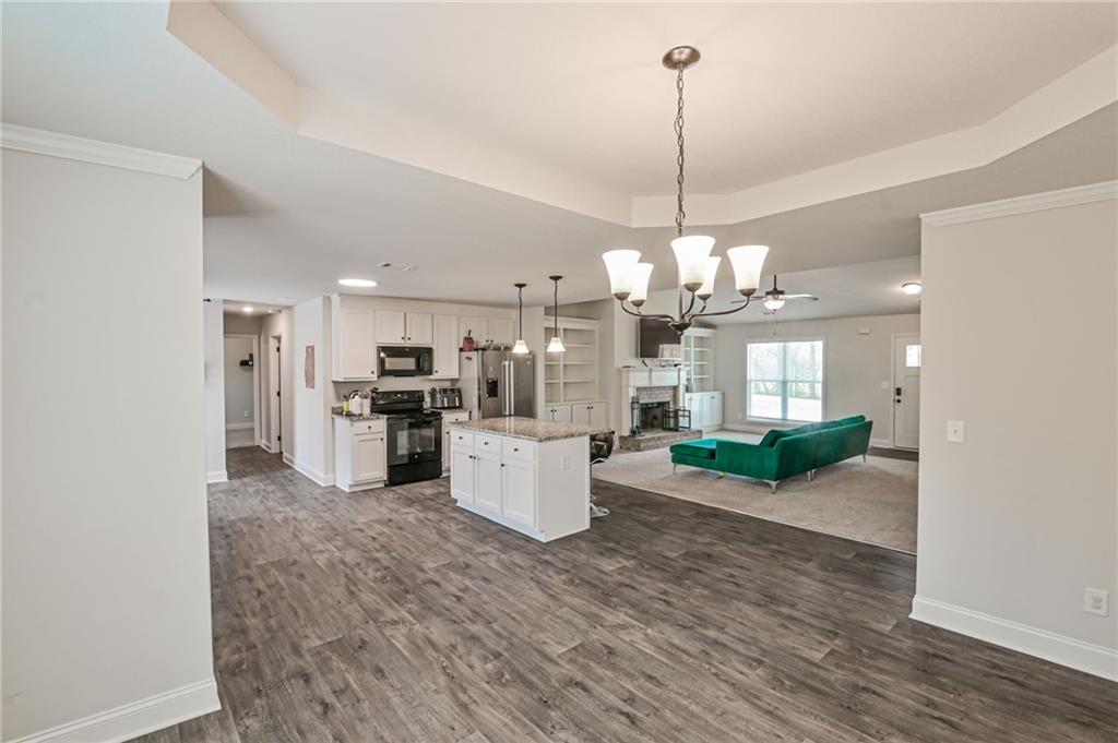 1374 Hardigree Road Winder, GA 30680 - Photo 9 of 45