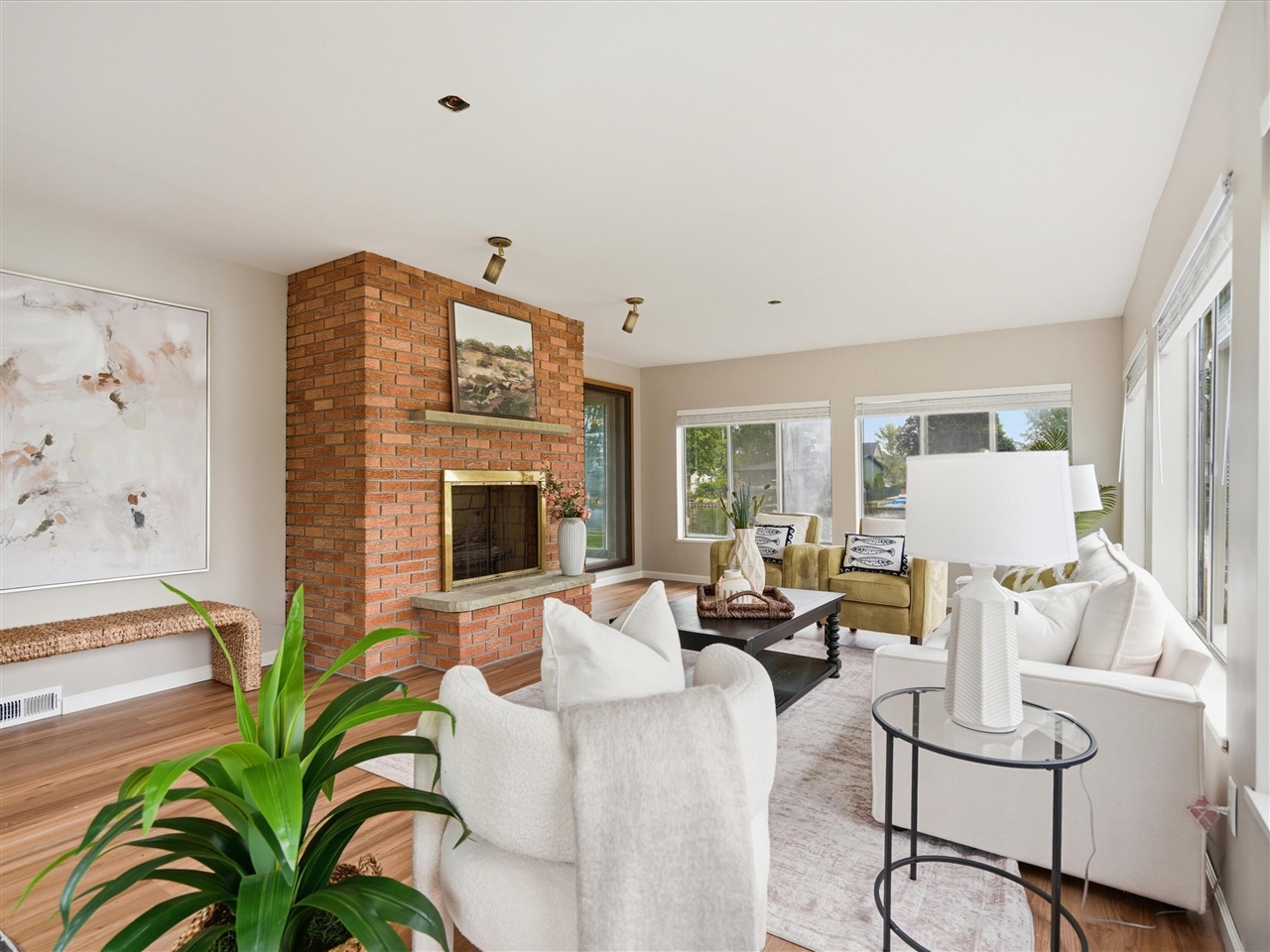 11243 Wynns Road Pinckney, MI 48169 - Photo 2 of 41 Gallery Image 2