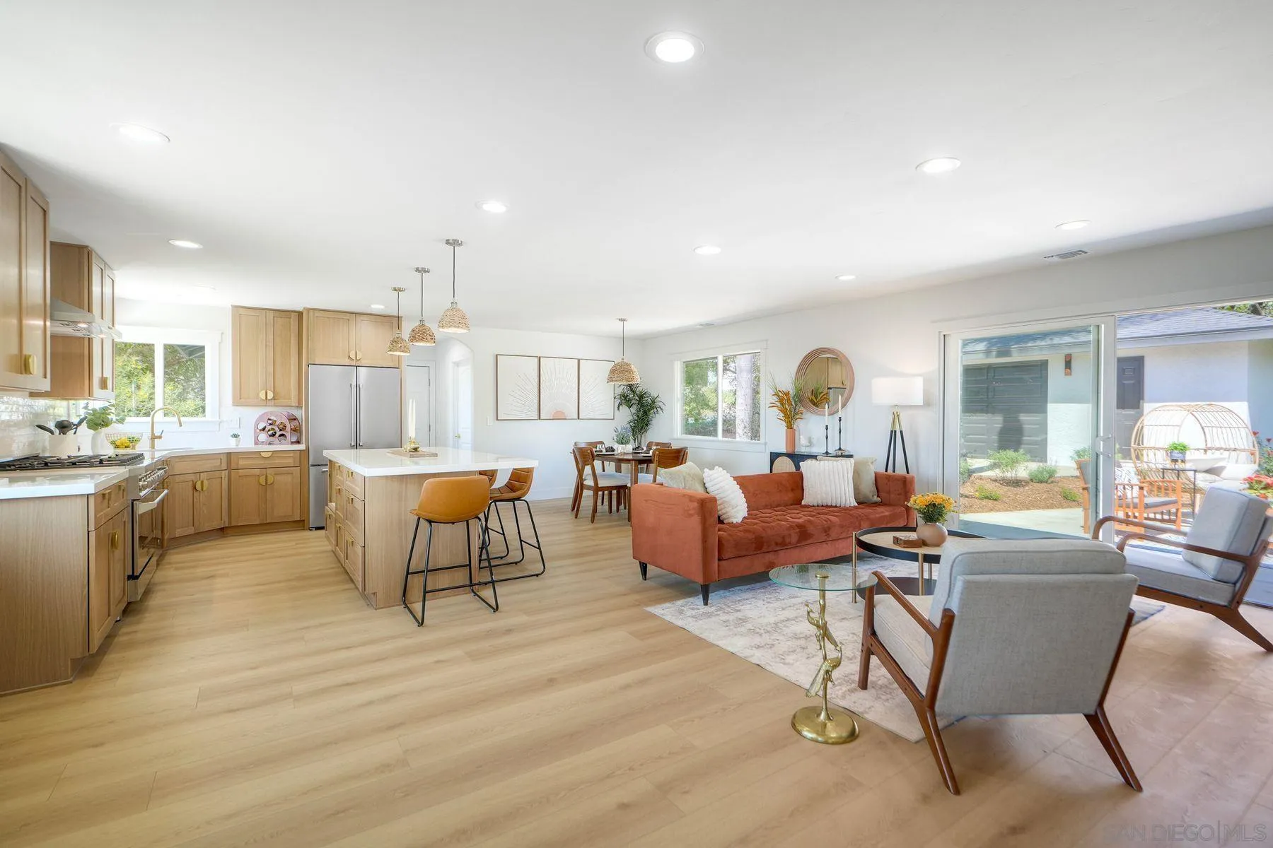 1870 Laurel Road Oceanside, CA 92054 - Photo 8 of 57