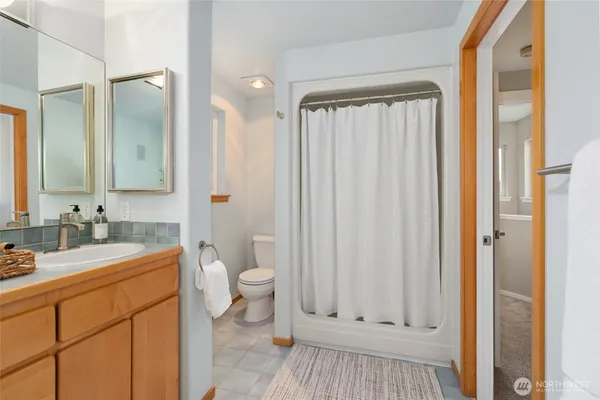 $1,100,000 | 1033 West Mukilteo Boulevard, Everett, WA 98203