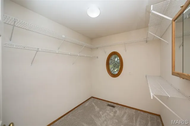 $715,000 | 1324 Riverdale Circle, Chesterfield, MO 63005