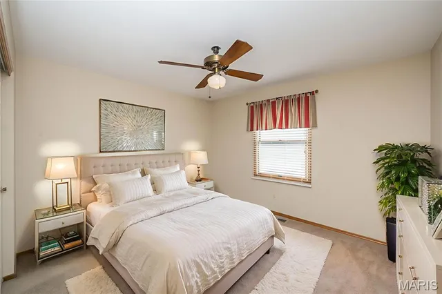 $715,000 | 1324 Riverdale Circle, Chesterfield, MO 63005