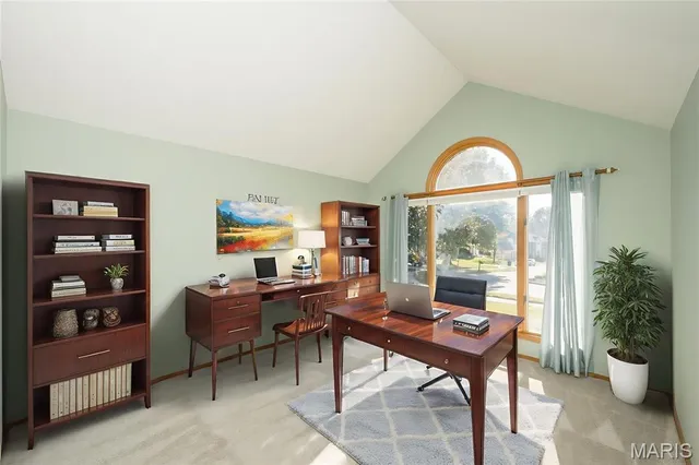 $715,000 | 1324 Riverdale Circle, Chesterfield, MO 63005