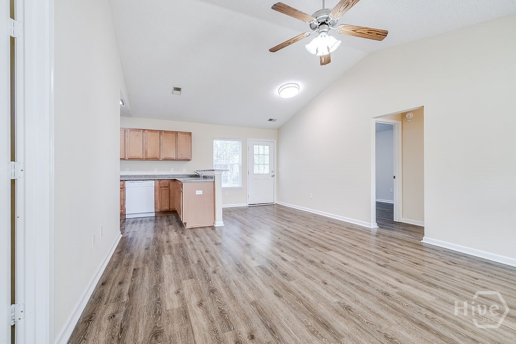 106 Pine Thicket Way Springfield, GA 31329 - Photo 5 of 29