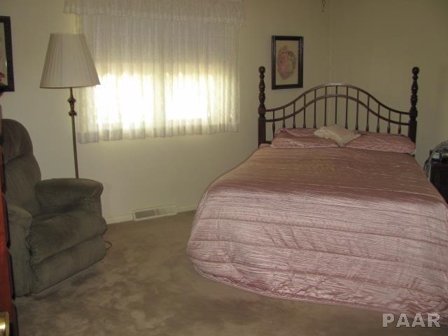 147 Harvester Road Canton, IL 61520 - Photo 13 of 18 Gallery Image 13