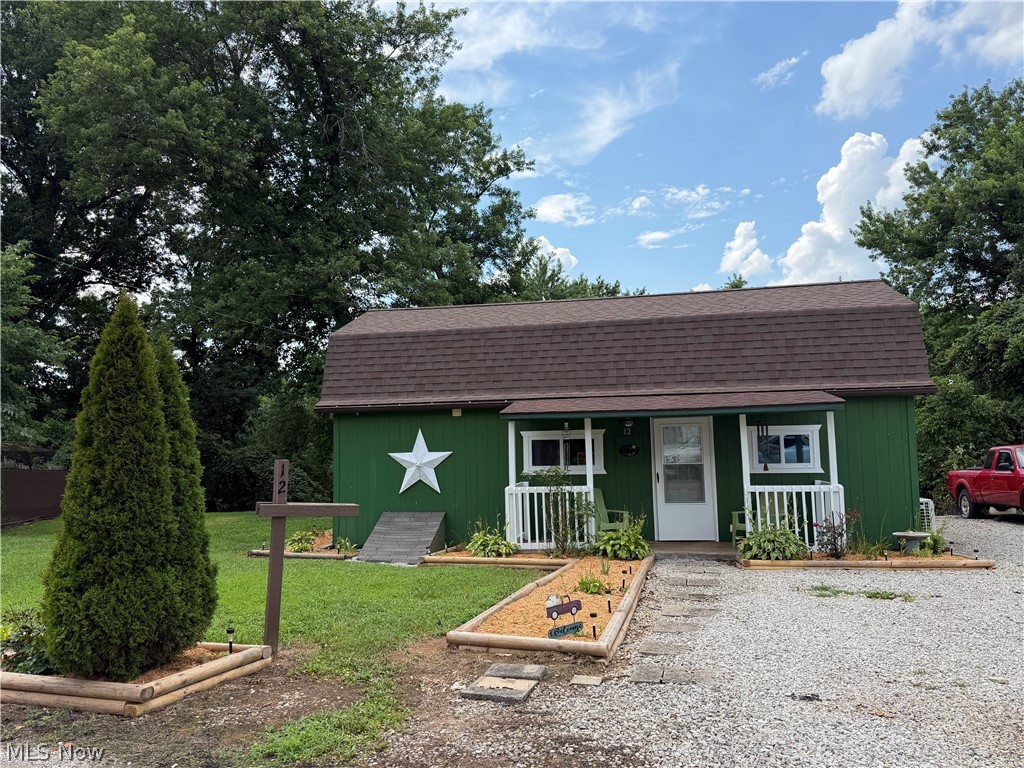 12 Hemlock Street Elizabeth, WV 26143 - Photo 1 of 19