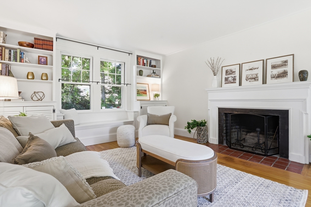 42 Crescent Road Concord, MA 01742 - Photo 6 of 40