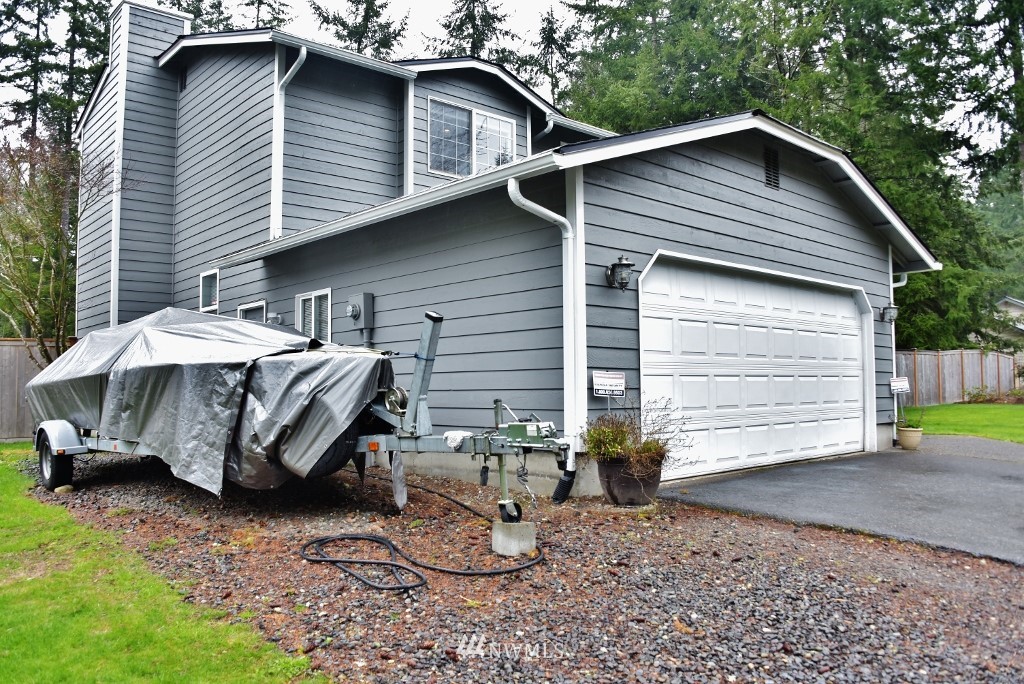 1252 Southwest Station Circle Road Port Orchard, WA 98367 - Photo 2 of 25 Gallery Image 2