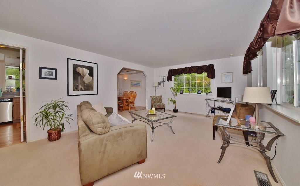 1252 Southwest Station Circle Road Port Orchard, WA 98367 - Photo 13 of 25 Gallery Image 13