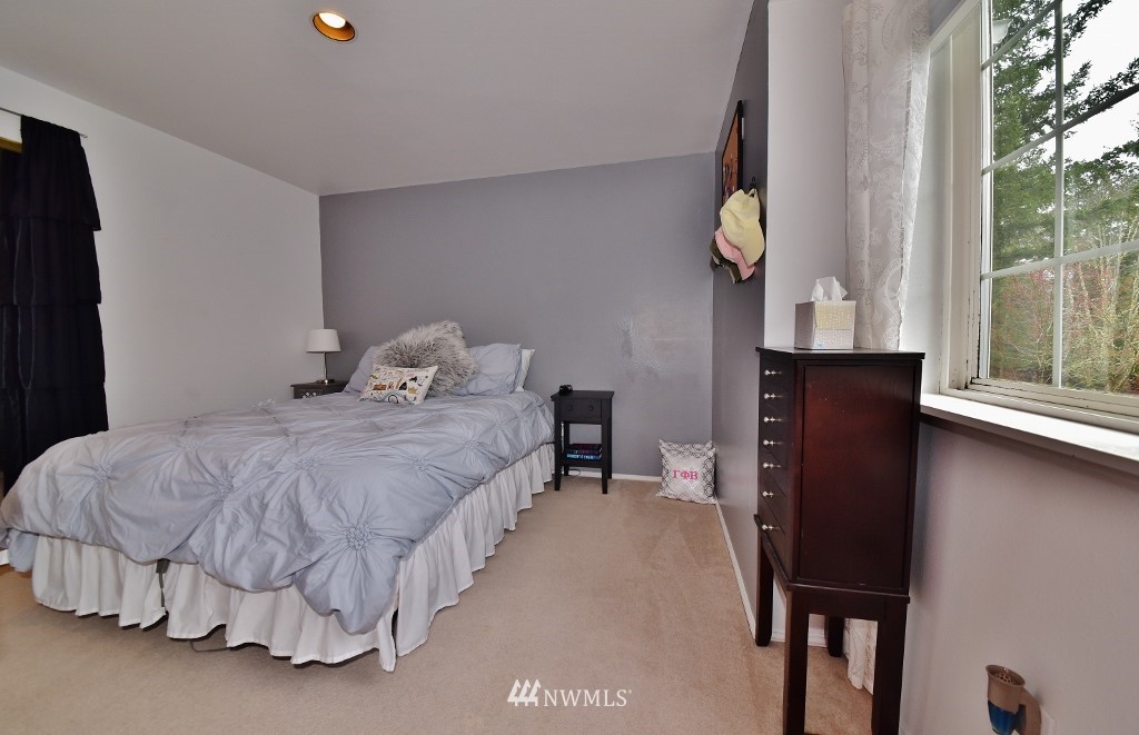 1252 Southwest Station Circle Road Port Orchard, WA 98367 - Photo 20 of 25 Gallery Image 20