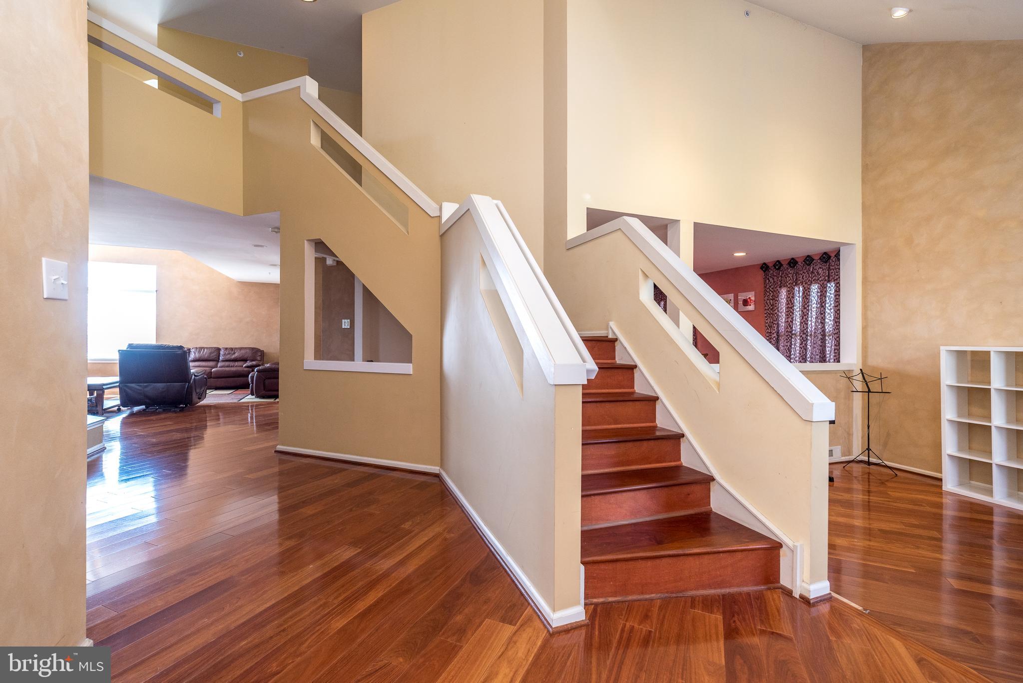 201 Summer Ridge Circle Chalfont, PA 18914 - Photo 25 of 94 Entry foyer with hardwoods running throughout