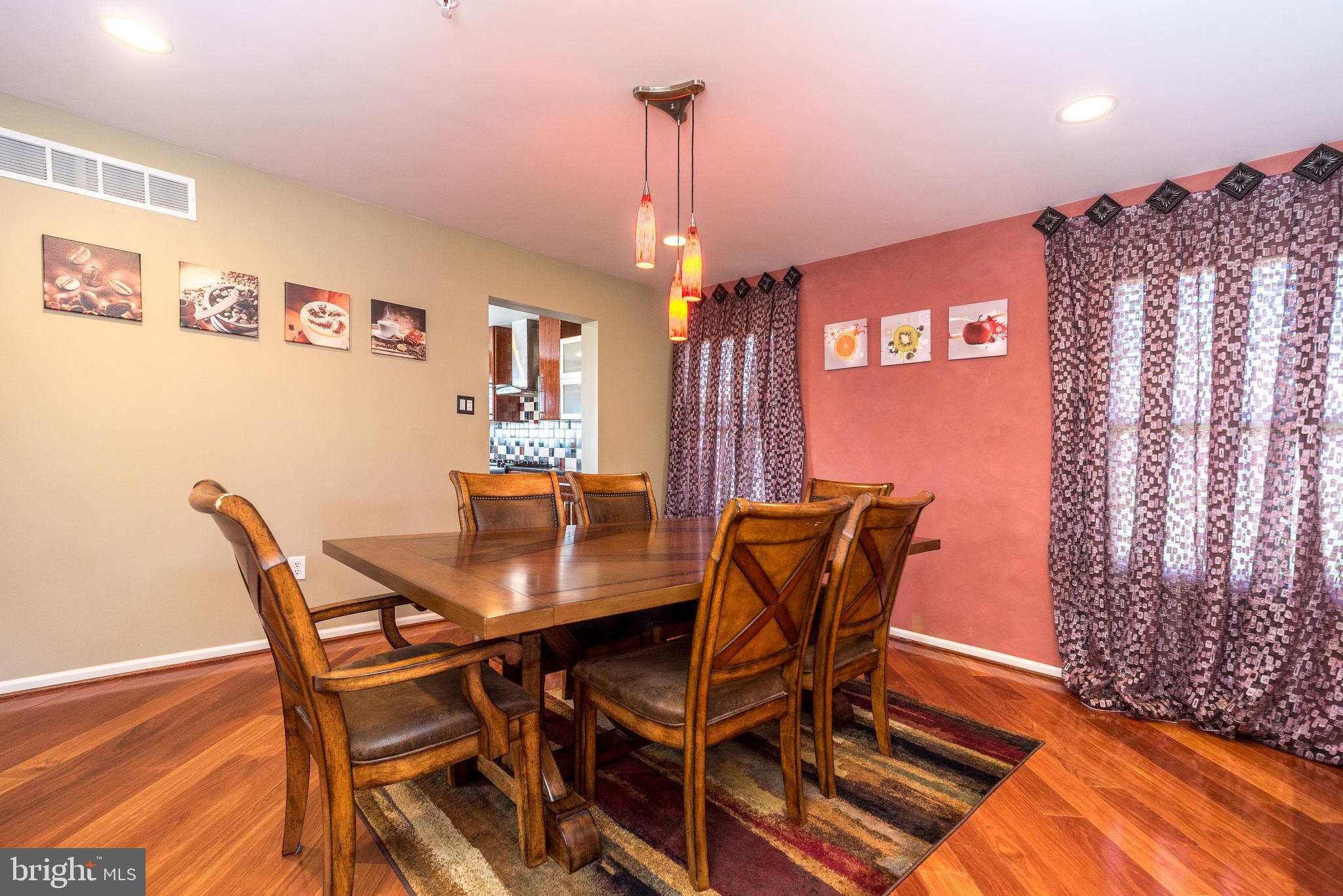 201 Summer Ridge Circle Chalfont, PA 18914 - Photo 34 of 94 Dining room with access to the kitchen
