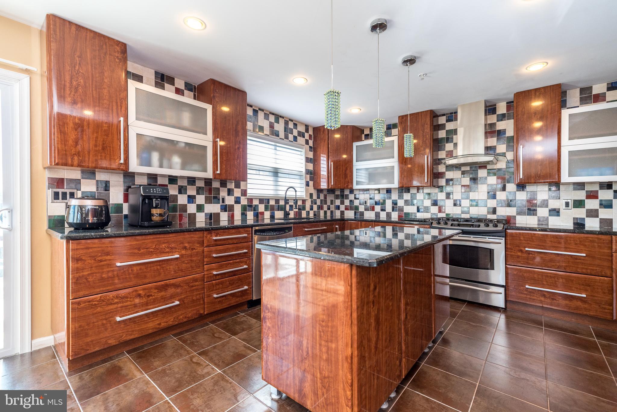 201 Summer Ridge Circle Chalfont, PA 18914 - Photo 38 of 94 Stainless steel appliances