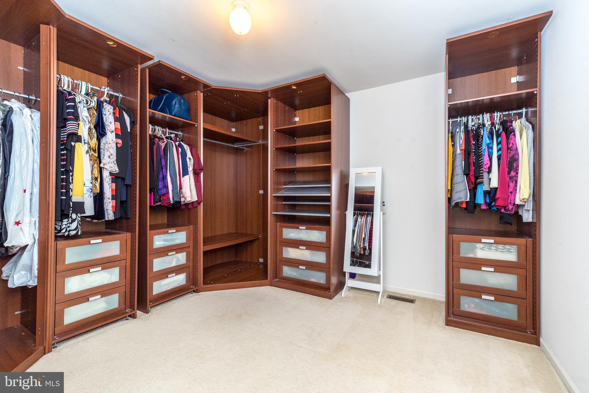201 Summer Ridge Circle Chalfont, PA 18914 - Photo 57 of 94 More closet space with organizers
