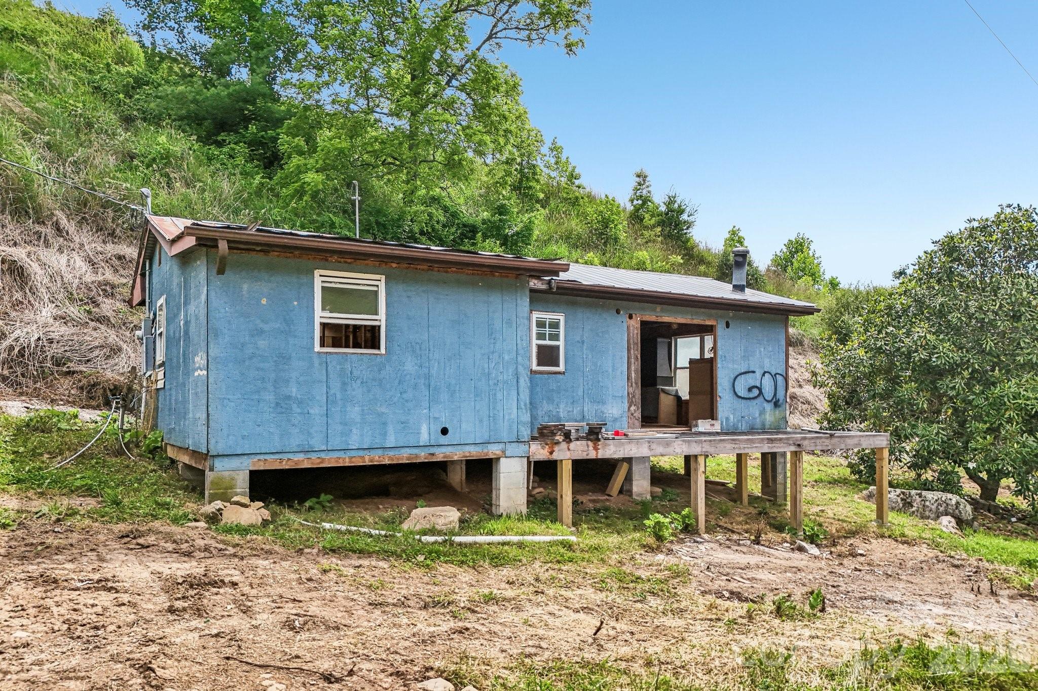 400 Morgan Branch Road Marshall, NC 28753 - Photo 37 of 38
