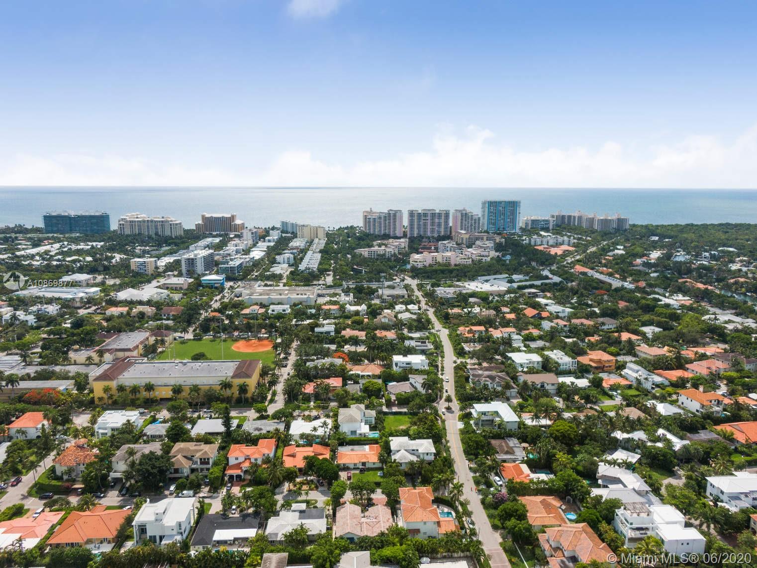 677 Ridgewood Road Key Biscayne, FL 33149 - Photo 34 of 38 an aerial view of a city