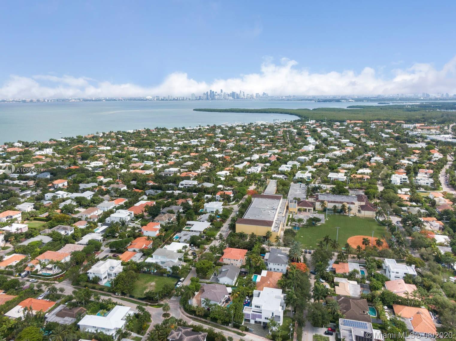 677 Ridgewood Road Key Biscayne, FL 33149 - Photo 36 of 38 a view of a city