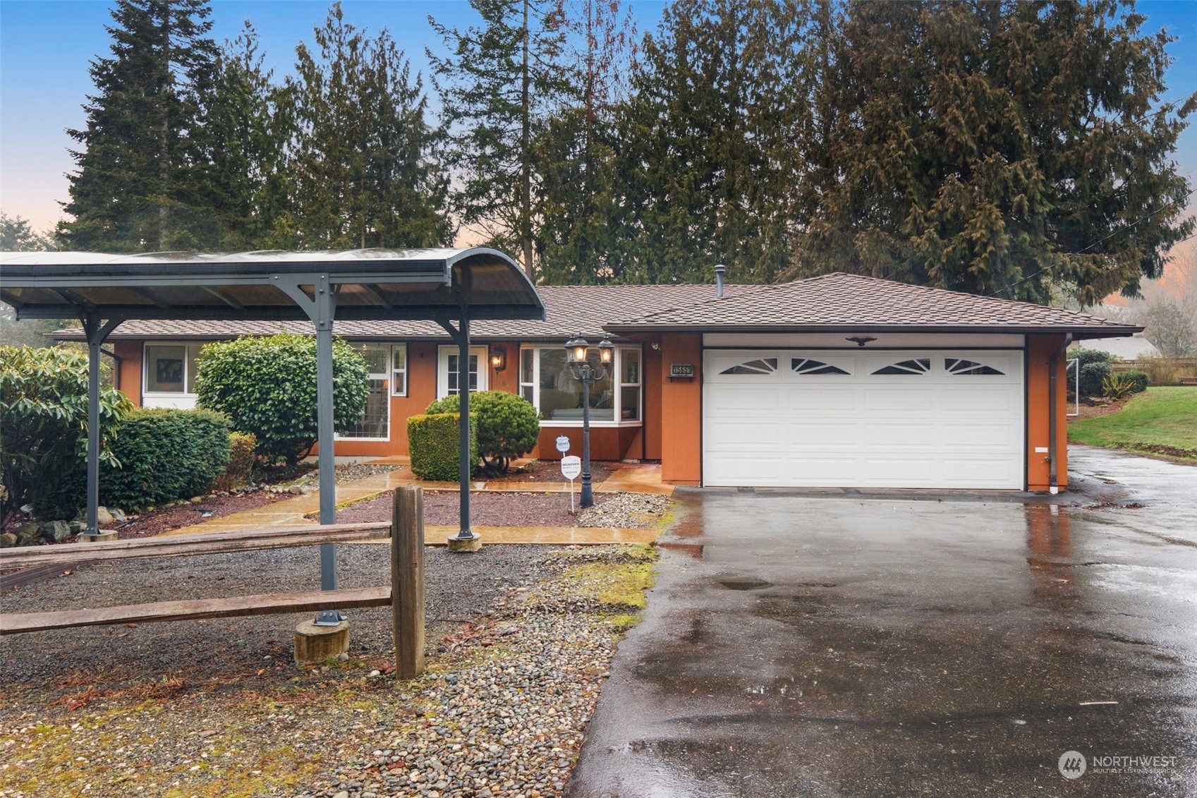 15651 203rd Place Southeast Renton, WA 98059 - Photo 2 of 32 Gallery Image 2